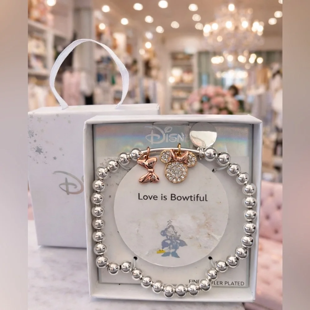 Disney Minnie Mouse “Love Is Bowtiful” Charm Bracelet silver Beaded. NWT